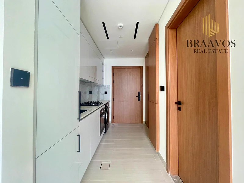 STUDIO | HIGH FLOOR | POOL VIEW | GOOD PRICE63785267340674113