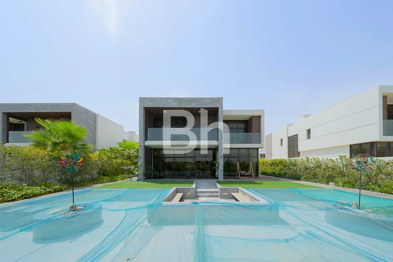 Vacant | Large Plot | Full Golf View | Fendi Villa63970972234370111