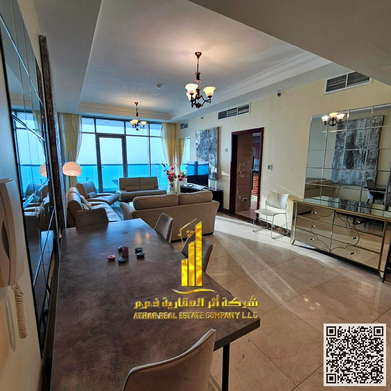 شقة دوبلكس فاخرة بإطلالة على البحر، ثلاث غرف نوم وصالة، مفروشة حديثًا، للإيجار الشهري في عجمان - الكورنيش - ريزيدنس تاورز63853241184769112