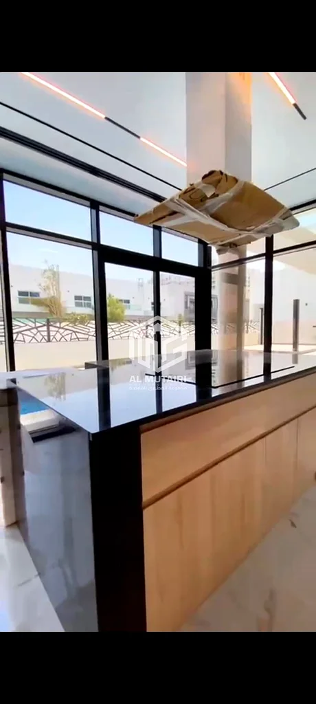 الفرجان الغربي - فيلا فاخرة جديدة كلياً مكونة من 5 غرف نوم وتحت أرضي63865234056707114