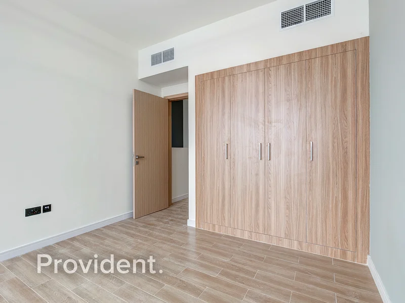Prime Location | Facing Street | Ready to move63735956502658112