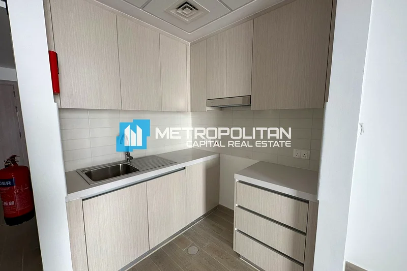 Canal View | Studio With Balcony | Pool And Gym63848921298947114