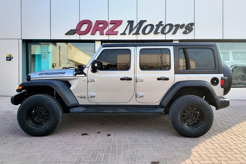 6 أشهر ضمان وحزمة خدمة لمدة سنة من Offroadzone - جيب رانجلر 2021 بابين فضي سبورت63612070439298111