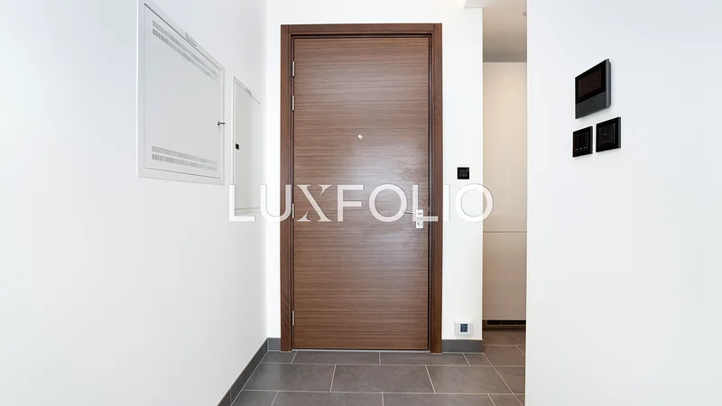 High Floor | Downtown View | Appliances included63759461472001112