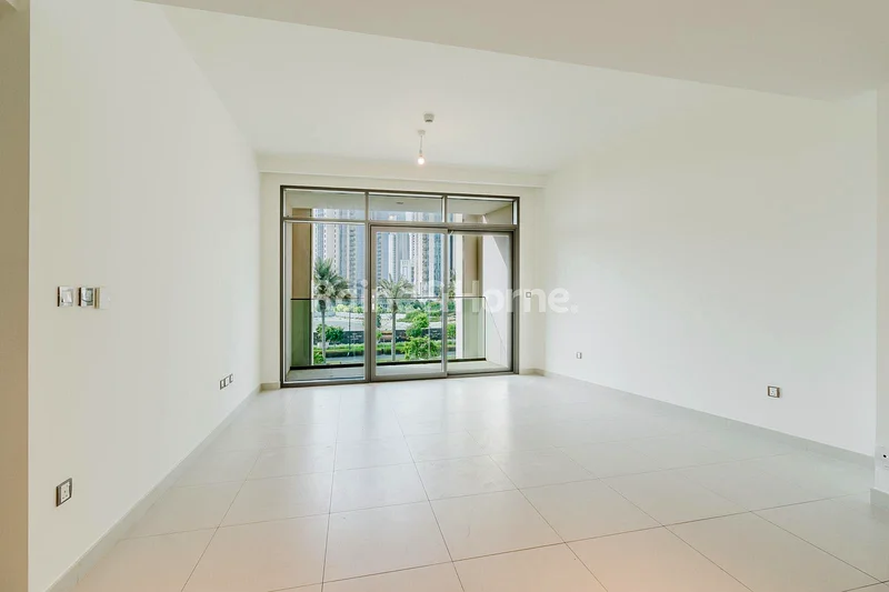 Ready to Move | Low Floor | Spacious Unit63758258929921111