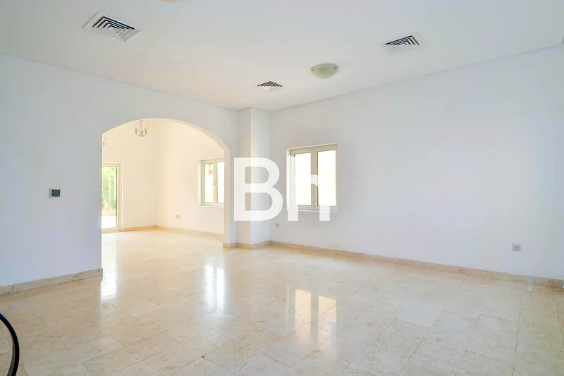 Spacious Villa | Park facing | With Pool63917144997123113