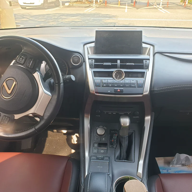 LEXUS NX200T 2015 GCC SUNROOF LEATHER SEATS ONLY 139000KMS63612072798467114
