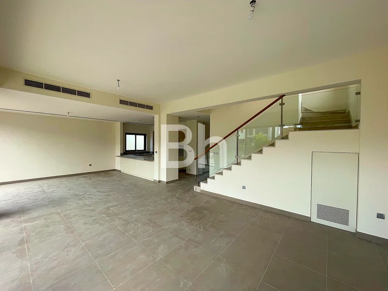 Amazing Location | Vacant | Private Pool63760806749827114