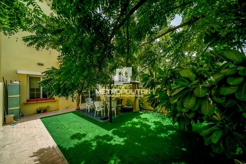 Charming 2BHK + Maids | Single Row | Next to Park63922857813121112