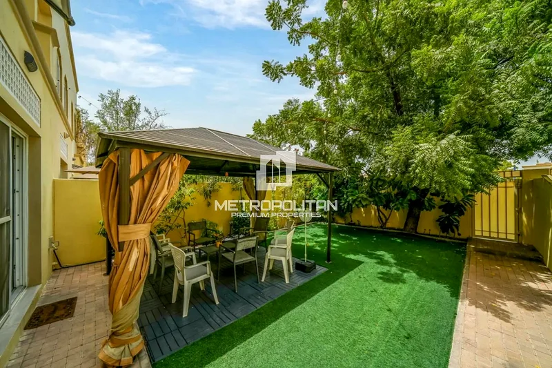 Charming 2BHK + Maids | Single Row | Next to Park63922857813121113