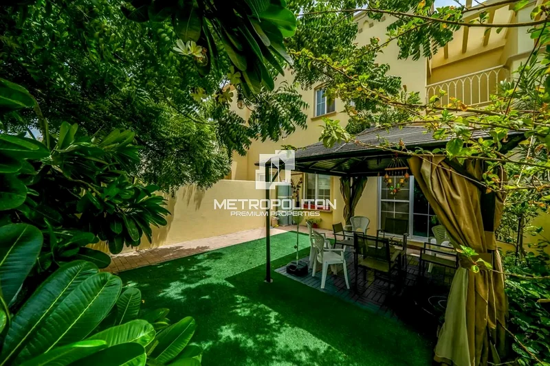 Charming 2BHK + Maids | Single Row | Next to Park63922857813121110