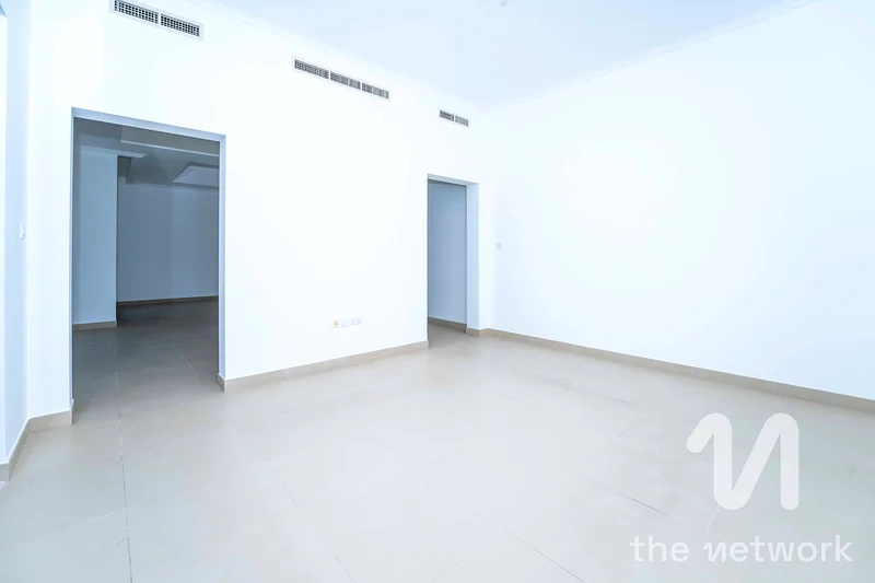 Vacant Now | Community View | Stunning Garden63727208322817113