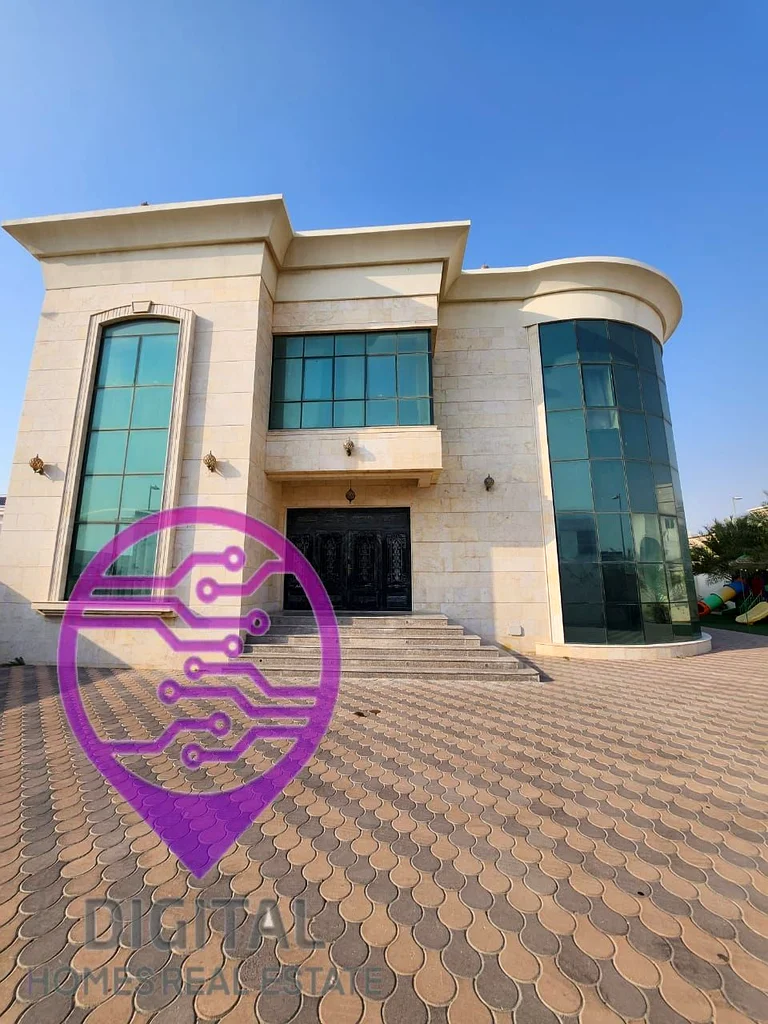 فيلا فاخرة بـ 5 غرف نوم - غرفة خادمة - واسعة63743415568386111