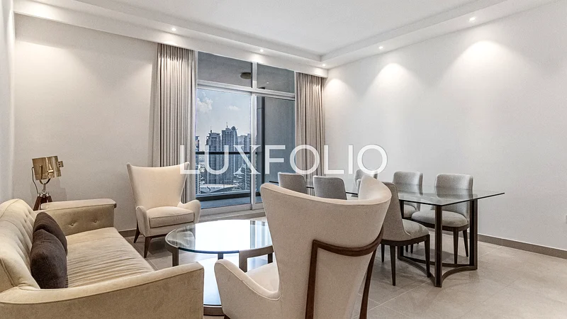 Vacant | Upgraded | Marina View!64037174024962114