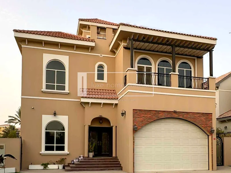 Spacious 4BR+Study | Private Garden with Pool63916904327809110