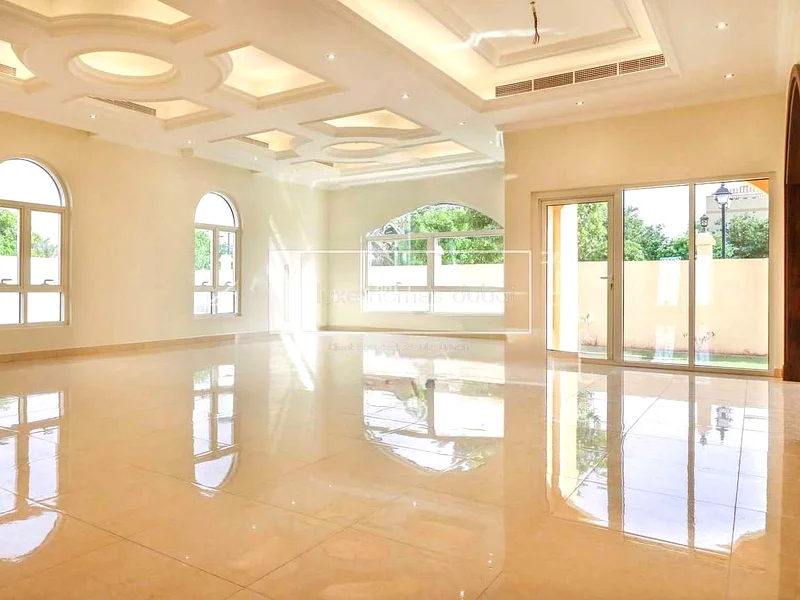 Spacious 4BR+Study | Private Garden with Pool63916904327809111