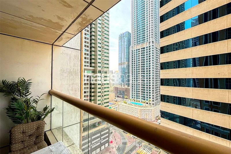 Fully Furnished | Bright + Spacious | Upgraded63776732717315111