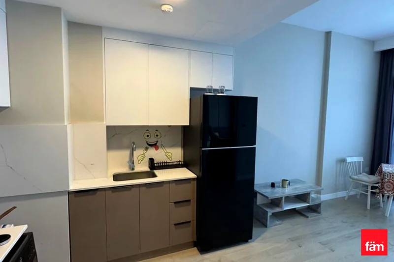 Best Price | Semi- furnished | Modern63735956335746114