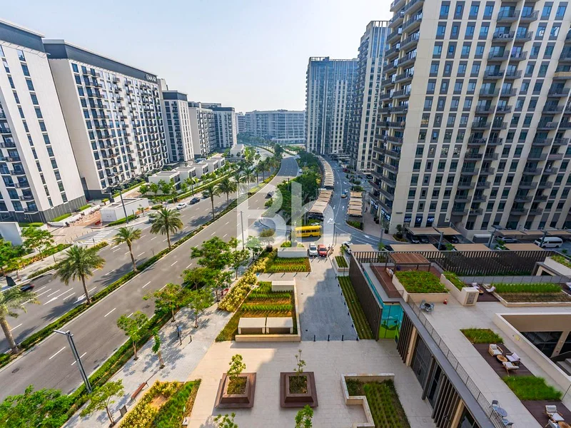 Bright | Fully Furnished | Boulevard View63754035435138110