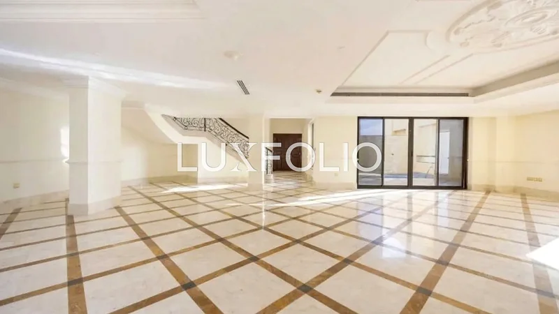 بنتهاوس | إطلالة على البحر والنخيل | شاغر63936703079171113