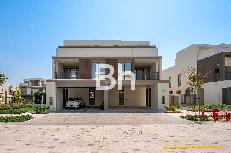 Closed Kitchen | Park Views | VOT63930165523459111