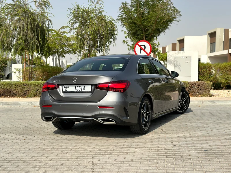 A200 With AMG Under Warranty  Service Package63613135700353113