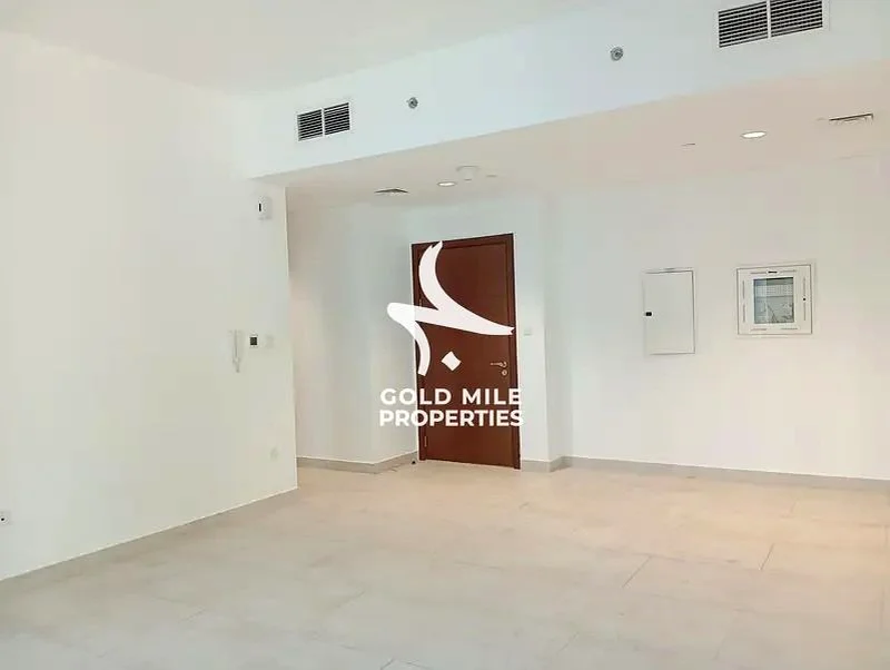 Spacious 1 BHK ||| Family Building ||| Close to Metro ||| Prime Location63744631954307110