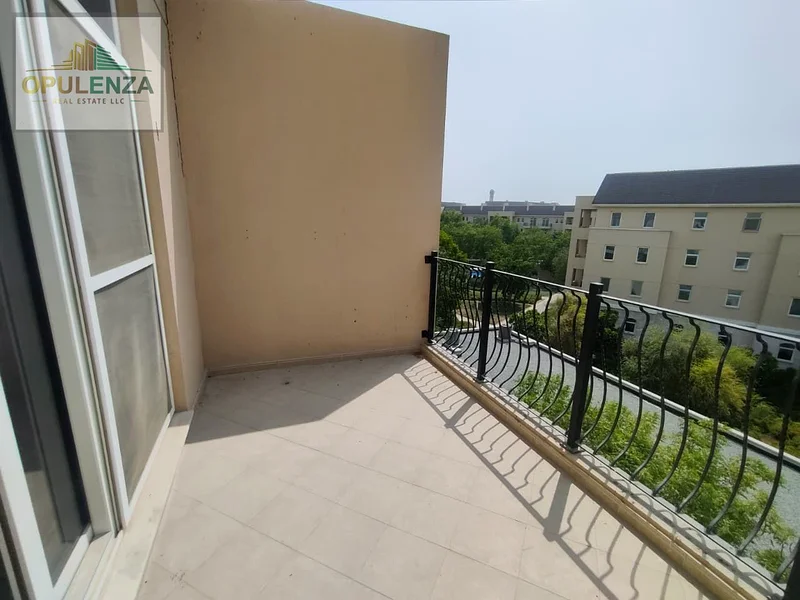 Stylish 1BHK in Easton Court | Balcony | Near Metro, Malls & Schools63727478256769112