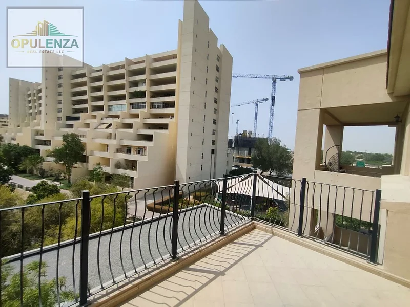 Stylish 1BHK in Easton Court | Balcony | Near Metro, Malls & Schools63727478256769110