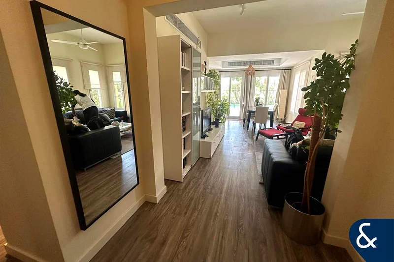 Full Lake View | Type 1E | Prime Location63922972240643113