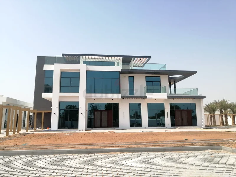 Spacious Brand-New 6-Bedroom Villa | Prime Location in Al Muhaisnah 163726113678723110