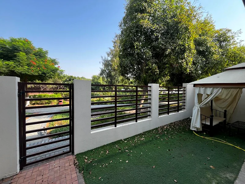 🏡 Spacious Family Home | 3BR Villa + maid room with Pool & Gym Access63814054644098111