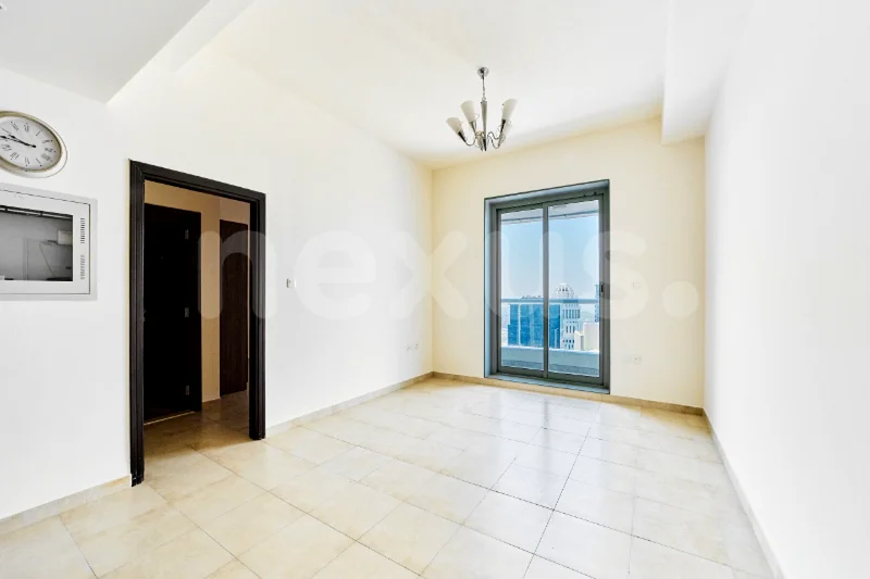 موقع متميز | طابق عالي | جاهز للانتقال فورًا63749830305155111