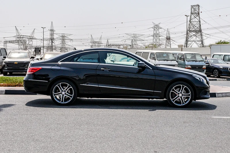 2015 - E350 - IMMACULATE CONDITION - ONLY 32,000 KM DONE63613134985985113