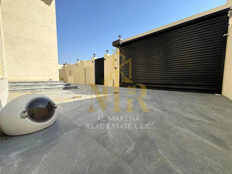 A villa with an all-inclusive price, including electricity, water and air conditioning, on the main street, ready for occupancy in the most upscale ar63872298233986112