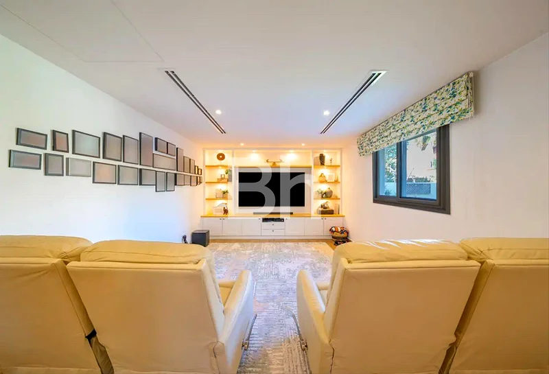 Fully Upgraded | Private Pool | Must-See Villa63726205874690114