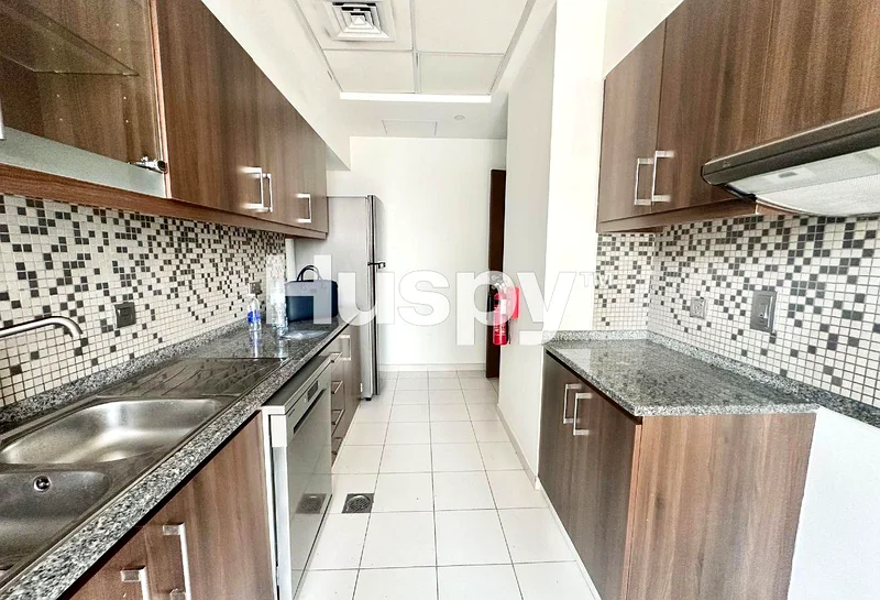 منظر مارينا | طابق عالي | بدون رسوم تبريد63773446436867112
