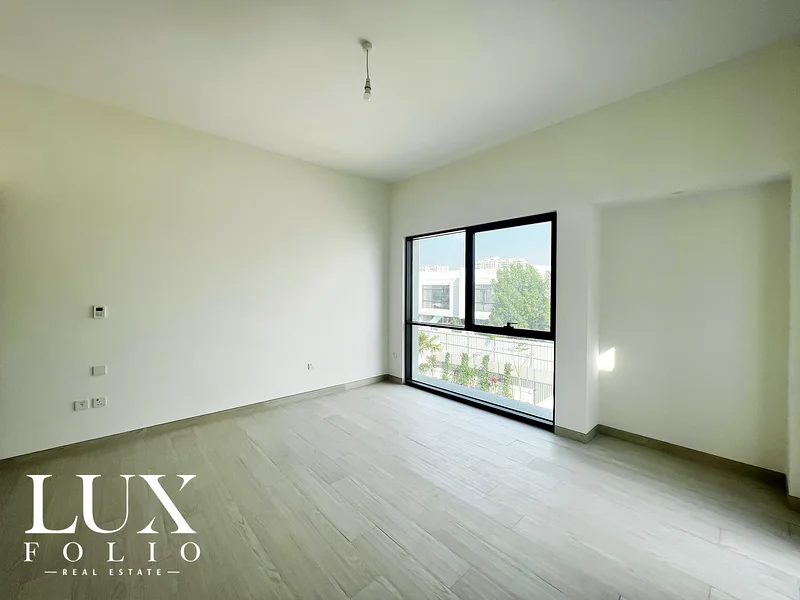 قريب من حديقة البركة | قابل للتفاوض | شاغر63763279578497113