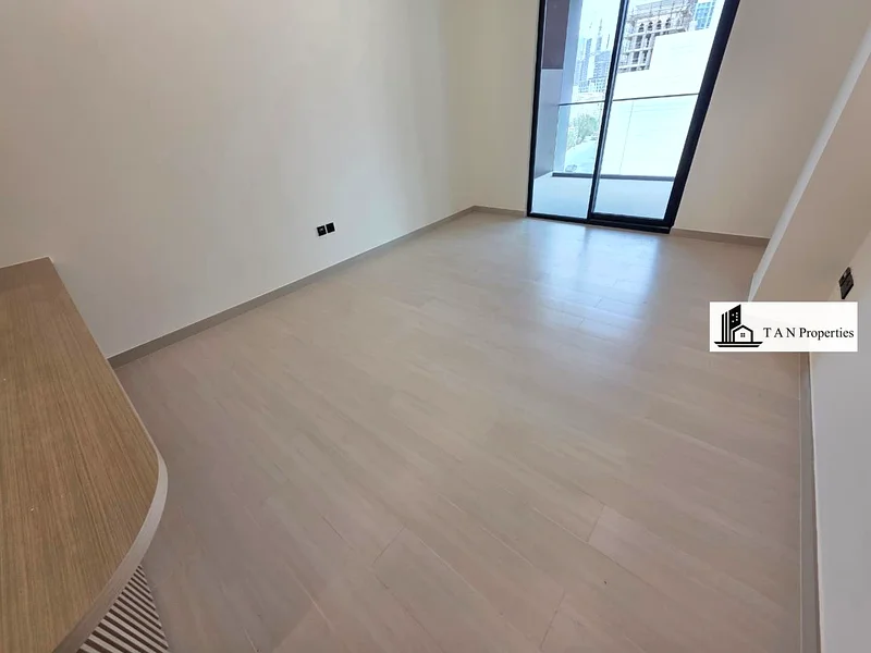 شقة فاخرة | مع غرفة تخزين | مفروشة جزئيًا63784819407235113