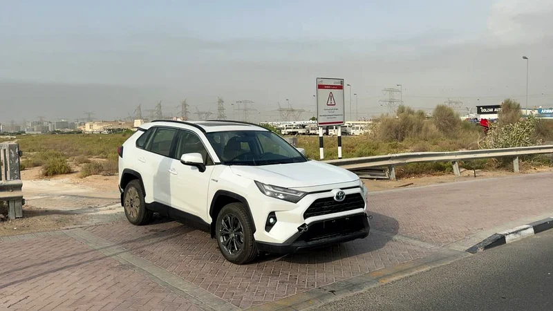2024 TOYOTA RAV4 HYBRID 2.5L AWD CUV GCC BRAND NEW 0KM63612792553346112