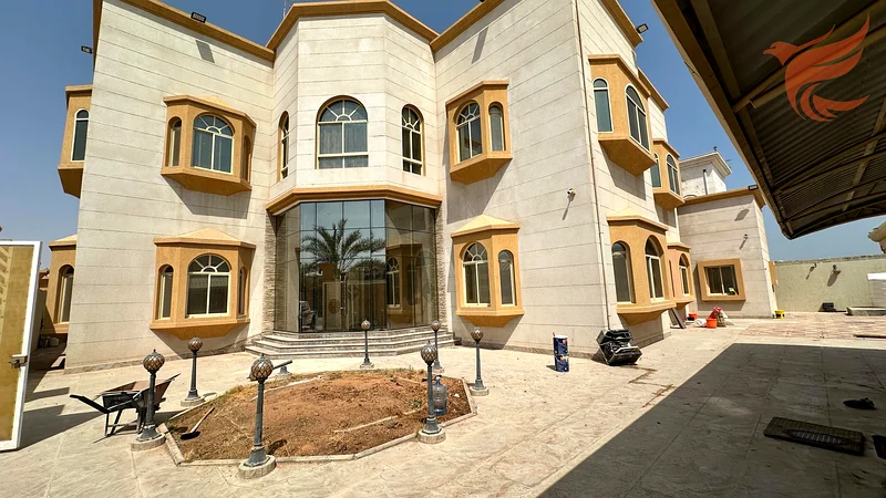 فيلا واسعة مكونة من 7 غرف نوم في الضيت الجنوبية | متصلة بفيدا63814659632897111