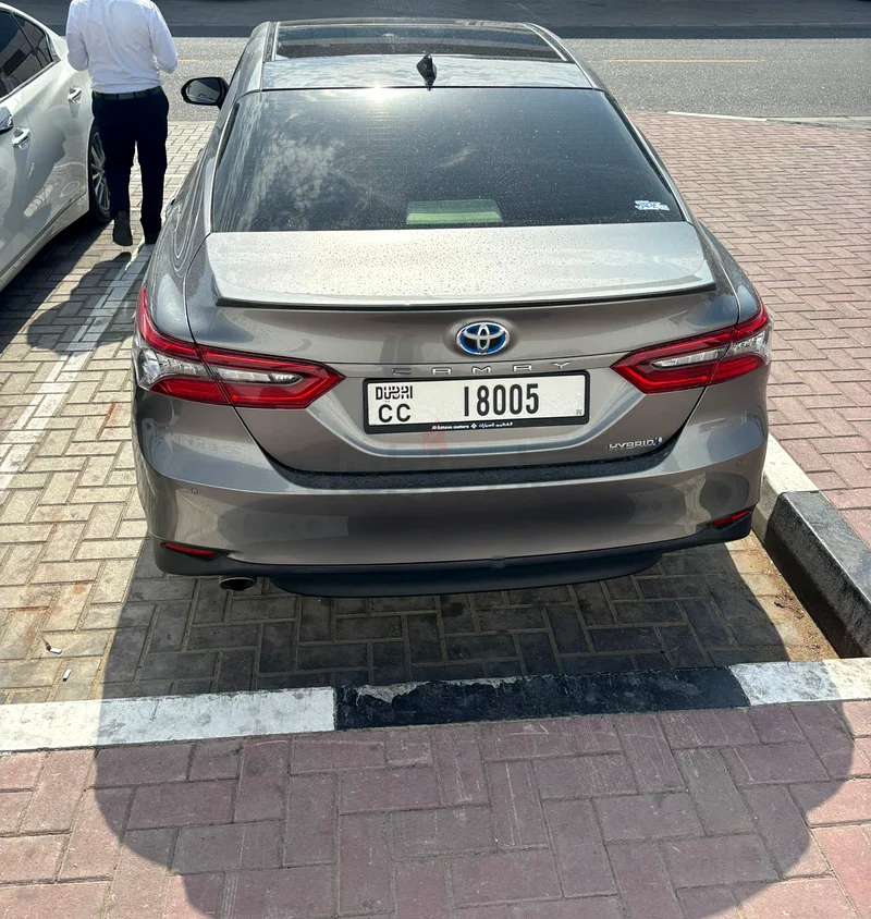 2023 Toyota Camry Hybrid - Full Service History63699050261762113