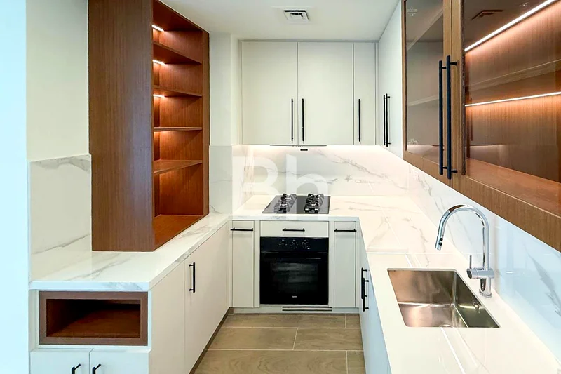 Brand New | Corner Unit | Modern Design |63736812203521112