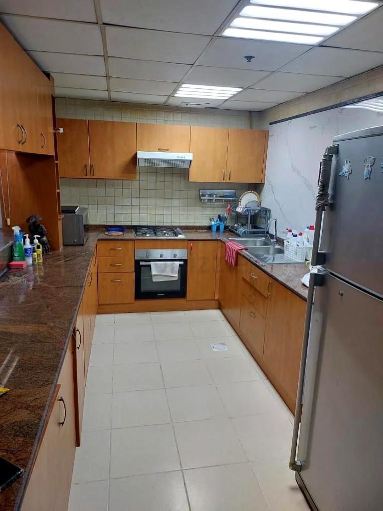 مساحة سرير مذهلة للإناث التنفيذية متاحة63796260355587112