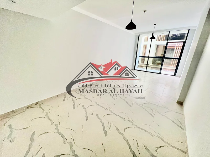Premium Quality Unit | Mid Floor | Balcony wardrobe Parkin | Hearts of School Zone63812426528771114