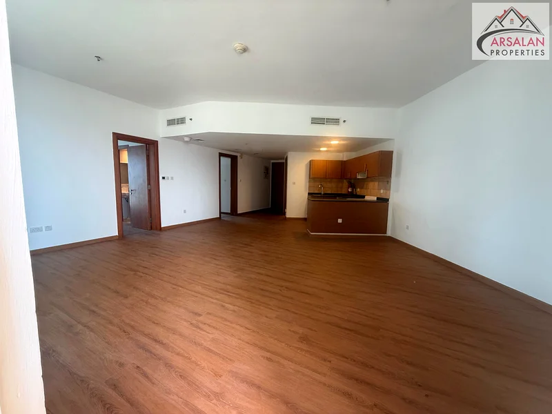 Spacious 2BR |  AED 78K | 1 Cheques | READY TO MOVE | UNFURNISHED63654980635778111