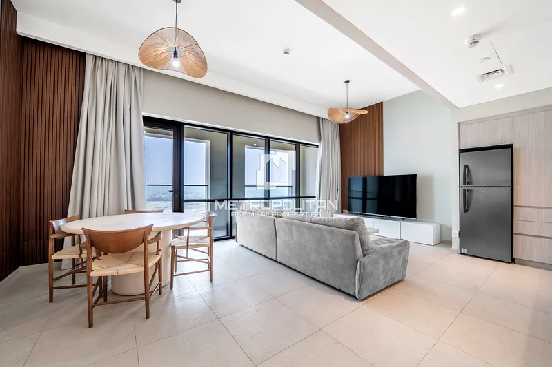 Fully Furnished | Spacious 2 Bed | Ready to Move64024295435778110