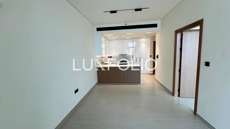 حديث | غير مفروش | واسع63785900727041112