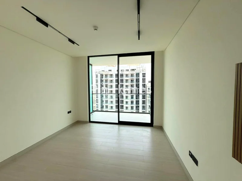 Bright | Elegant Layout | Vacant63785900791555110