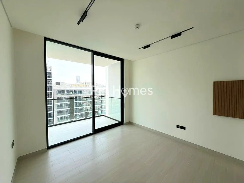 Bright | Elegant Layout | Vacant63785900791555111